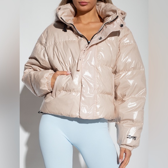 NEW Reebok x Victoria Beckham Puffer Winter Ski Jacket Size Large - Picture 1 of 11
